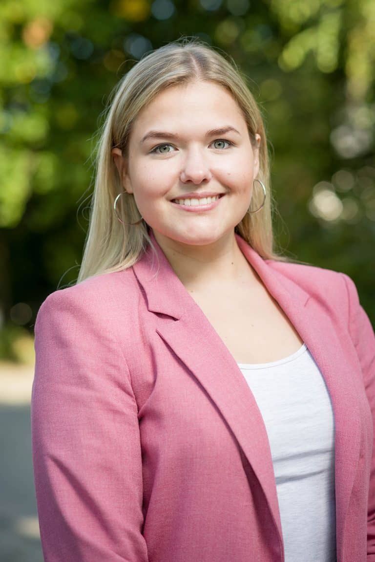 Julia Kolm - fair Finanzpartner oHG